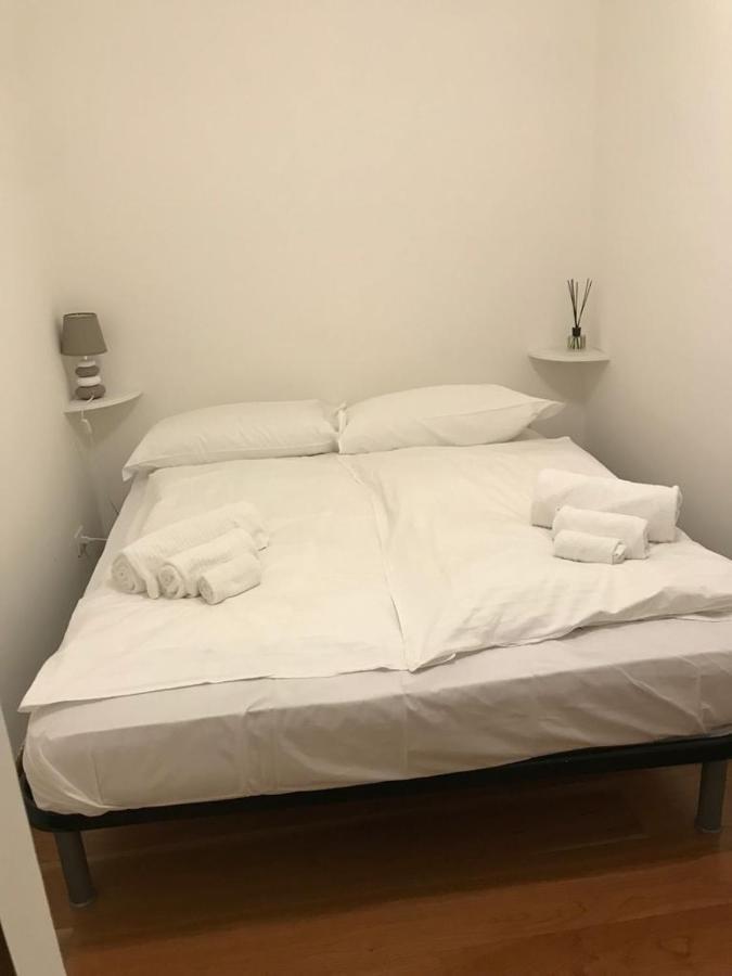 麦当娜维罗纳公寓 外观 照片
